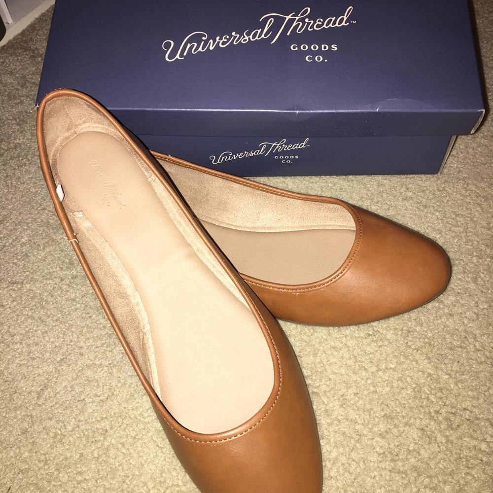 Universal Thread Flats